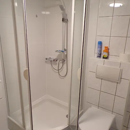 J.e. アパート ケルン